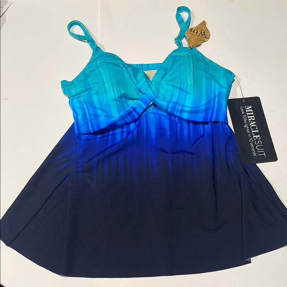 Miraclesuit blue ombré NWT swim tankini top size 8 $142